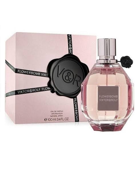 DAM#12 INSPIRADO EN: FLOWERBOMB